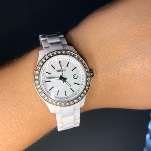 Fossil watch 💎 white on white 💎💰